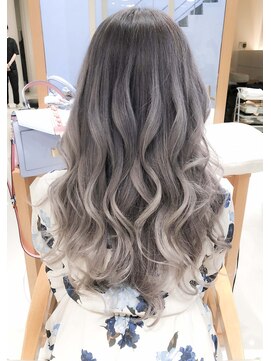 デイズ(days) ホワイトアッシュグレージュグラデーションカラーボブディ