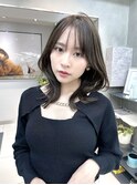 ミディアムレイヤーカット/くびれヘア/20代30代/インナーカラー