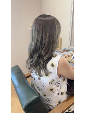 ルミエール(lumiere) 透明感のあるグレーアッシュ☆