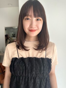 ガーデンヨコハマエスト(GARDEN YOKOHAMA est) 内巻きレイヤー ミディアムヘア 前髪カット メルティカラー
