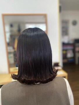 ケイズプラスカラン(HAIR AND MAKEUP K's PLUS calin) 【倉敷 沖/ calin】艶カラーミディアムボブ