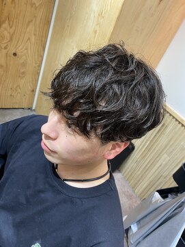 クオル 立川(QOL) 緩め無造作マッシュ