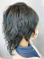 アコ(Aco)&nbsp;ウルフパーマ/青メッシュ/白髪ぼかしハイライト/ハイライト