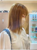 イエローベージュ/ミディアム/ストレート