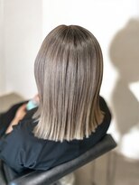 エムエーヘアースタジオ(M/A hair studio.) 透け感グレージュ◎切りっぱなし