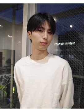 ヨー(Yoh-) 【センターパート/星亘祐】ナチュラルヘア/サラサラヘア