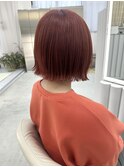 サーモンピンク