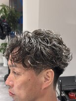 オーシャントーキョー 神戸(OCEAN TOKYO KOBE)&nbsp;スパイラルパーマ刈り上げセンターパート