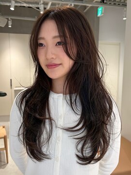 テクネ 天神大名(techne) 天神大名レイヤーカット大人レイヤーくびれヘアロング今泉