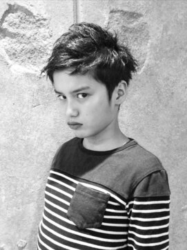 ヘアーデザイン ヴィフ(HAIR DESIGN vif) 【vif】キッズ・2ブロック