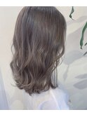 セミディミルキーベージュ