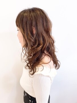 ウェーブヘア L ヘアアンドフェイス サクラインターナショナル Hair Face Sakura International のヘア カタログ ホットペッパービューティー
