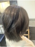 大人余裕なアッシュグレージュヘア