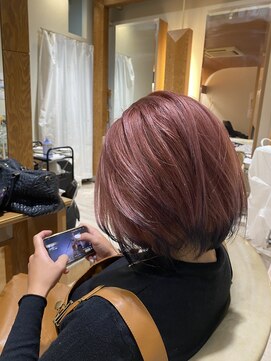 ドゥワドフェクラウド(Doigt de fee CROWD) カシスピンク　毛先ネイビーブラック