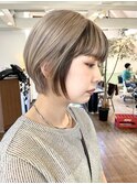 ハイトーンショートボブインナーブラック