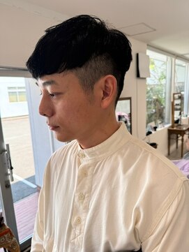 O 20代30代40代ナチュラル束感ショート爽やかツーブロックマッシュ