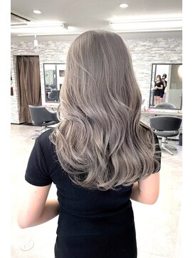 リア 大阪梅田(Ria) ～グレーアッシュ～【Ria 大阪 梅田】