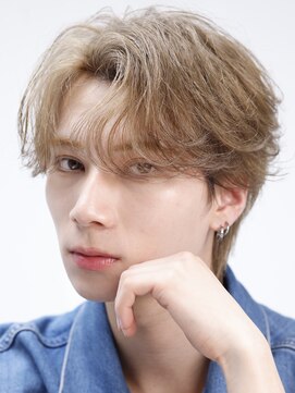 リップス 表参道店(LIPPS) 【センターパート】ミルクティーベージュ