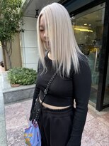 オリノ(olino)&nbsp;ブリーチ3回でつくるホワイトシルバーベージュ