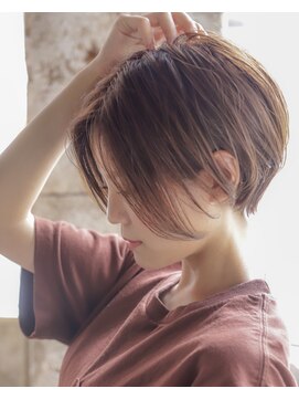 カライングドゥ(ing deux) 大人可愛い20代30代40代黒髪前下がりショートボブ丸みショート◎