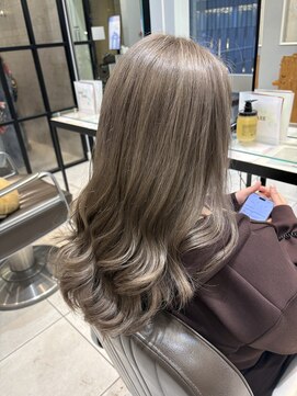 ネオリーブギンザ 銀座店(Neolive GINZA) ブリーチ必須　ハイトーンベージュカラー　銀座
