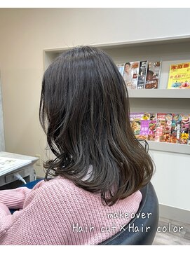 ワイスラッシュジングウ(Y / JINGU) 暗髪グレーカラー x セミロング