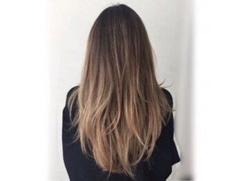 ウルワツ(uluwatu)の写真/ダメージを抑えるケアカラーで叶う自分らしいお洒落ヘア!ハイライト&バレイヤージュで輝くトレンドを!