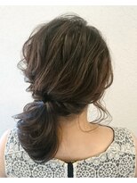 リアム ヘアアンドメイク(liam hair and make)&nbsp;片寄せヘアアレンジ
