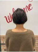 ダークベージュ大人甘辛ショートボブ