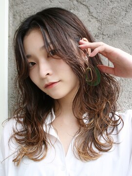 ペロ(pelo) 【pelo.】ニュアンスセミロング