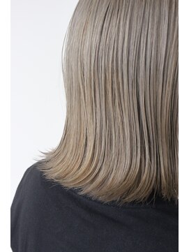 ルナアトリエ(runa atelier) 外国人風ハイベージュ☆