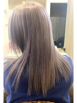 アーティコ ヘアー(artico hair) 柔らかい質感のラベンダーアッシュ