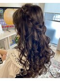 編み込み入りダウンスタイル
