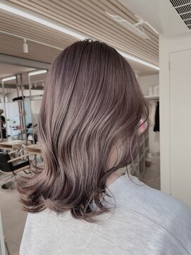 サイ(sai) グレージュ　透明感カラー　グレー