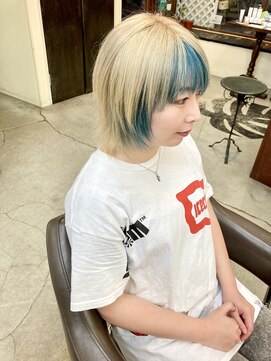 ヒカリス 東三国(HIKARIS) 笑顔溢れる個性的セクションカラー/ハイトーン/ウルフカット