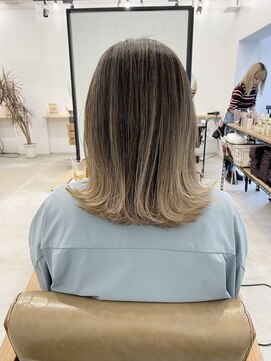 シャイバイブランチ(shy by branch) お客様スタイル×バレイヤージュ【良太】