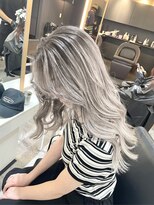 ブレンド 渋谷(BLend)&nbsp;20代30代40代白髪ぼかしハイライト小顔ショートボブミニウルフ