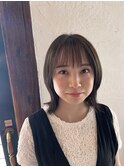 くびれ　レイヤー　ウルフボブ　小顔　