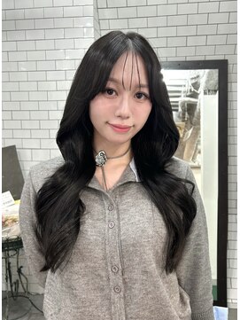 レガーレ(Legare) 【広島韓国ヘア】韓国レイヤーカット×透けるブラックカラー！