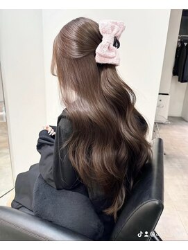 ルル(Lulu) 梅田/ブラウン/ベージュ/レイヤー/前髪カット/縮毛矯正/髪質改善