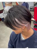 ホワイトカラーインナーカラーセンターパート