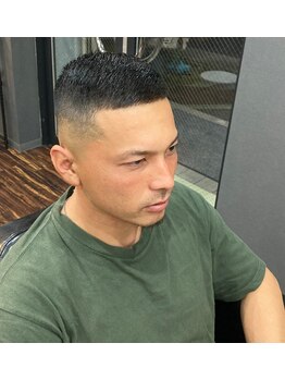 ワンヘアー(One Hair)の写真/フェードカットが得意！夏に映える爽やかスタイルをお手頃価格で☆