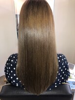 アールサロン アオヤマ(Rr SALON AOYAMA)&nbsp;プラチナミネコラストレート