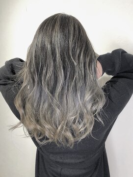 アンダーバーホワイト 大阪上本町店(_WHITE) グレイヤージュ