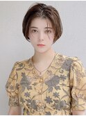 小顔毛先揺れショートボブ