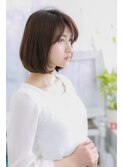 伸ばしかけにも◎切りっぱなし小顔ナチュラル前下がりボブ