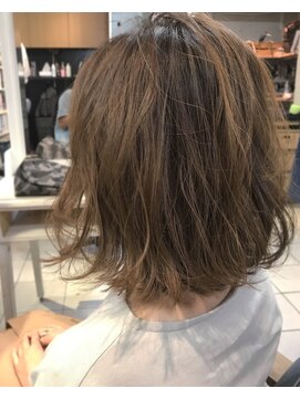 ペネロープ(Penelope) ショコラカラー　ショートボブ　レイヤーボブ　YACHI