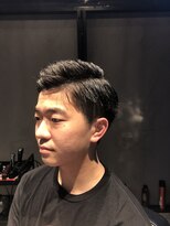 カレンズオブスタイル(CURRENNS OF STYLE)&nbsp;サイドパート　かき上げスタイル