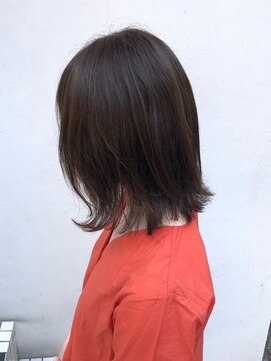 フロート 小阪店(float) ダークカラー_マロンベージュ Aラインボブ かきあげ