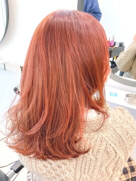 ヒビヲ(HIBIO) ダブルカラーオレンジベージュピンク ケアブリーチミニボブ